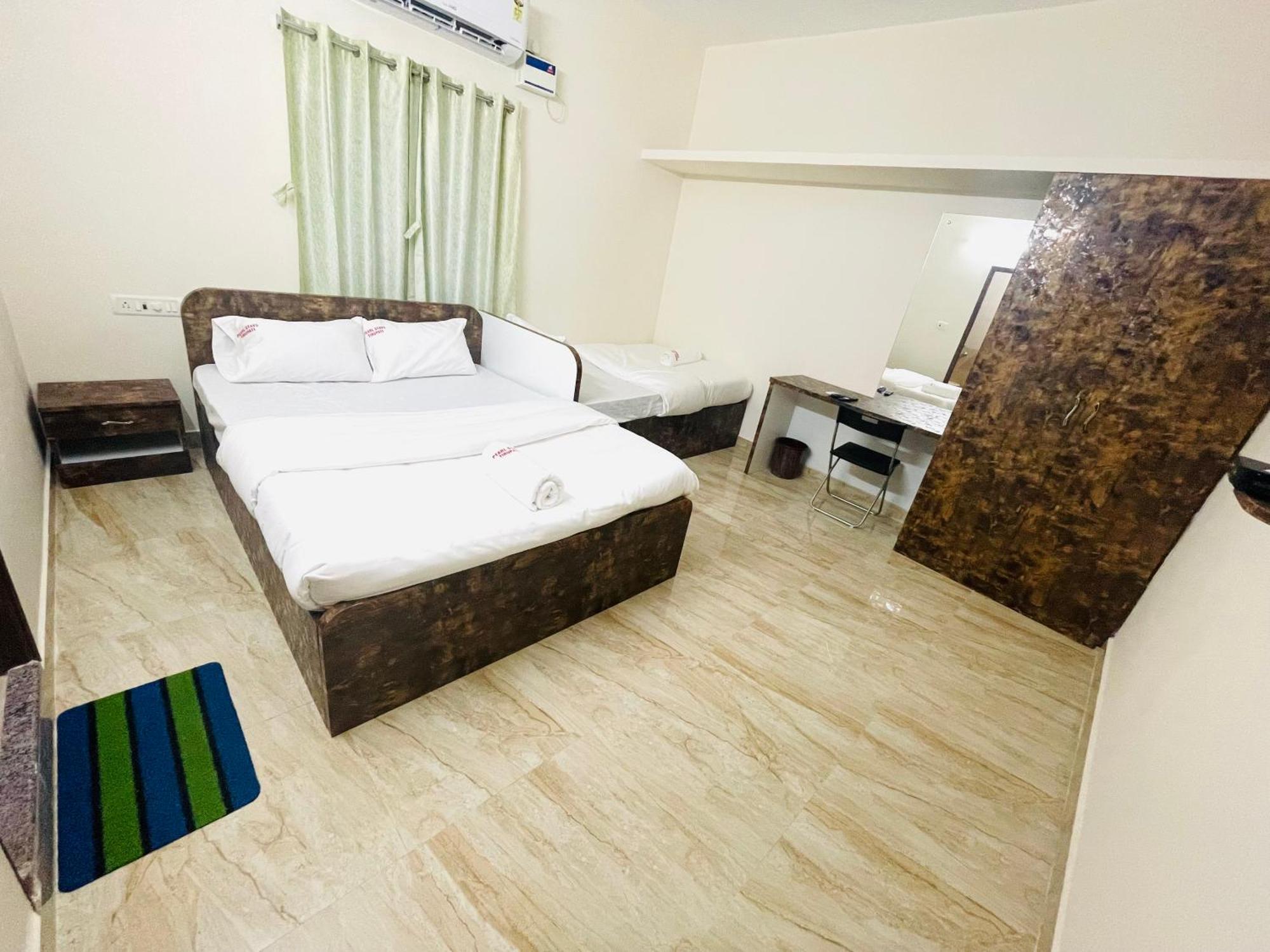 Pearl Stays, Tirupathi Tirupati Exteriör bild