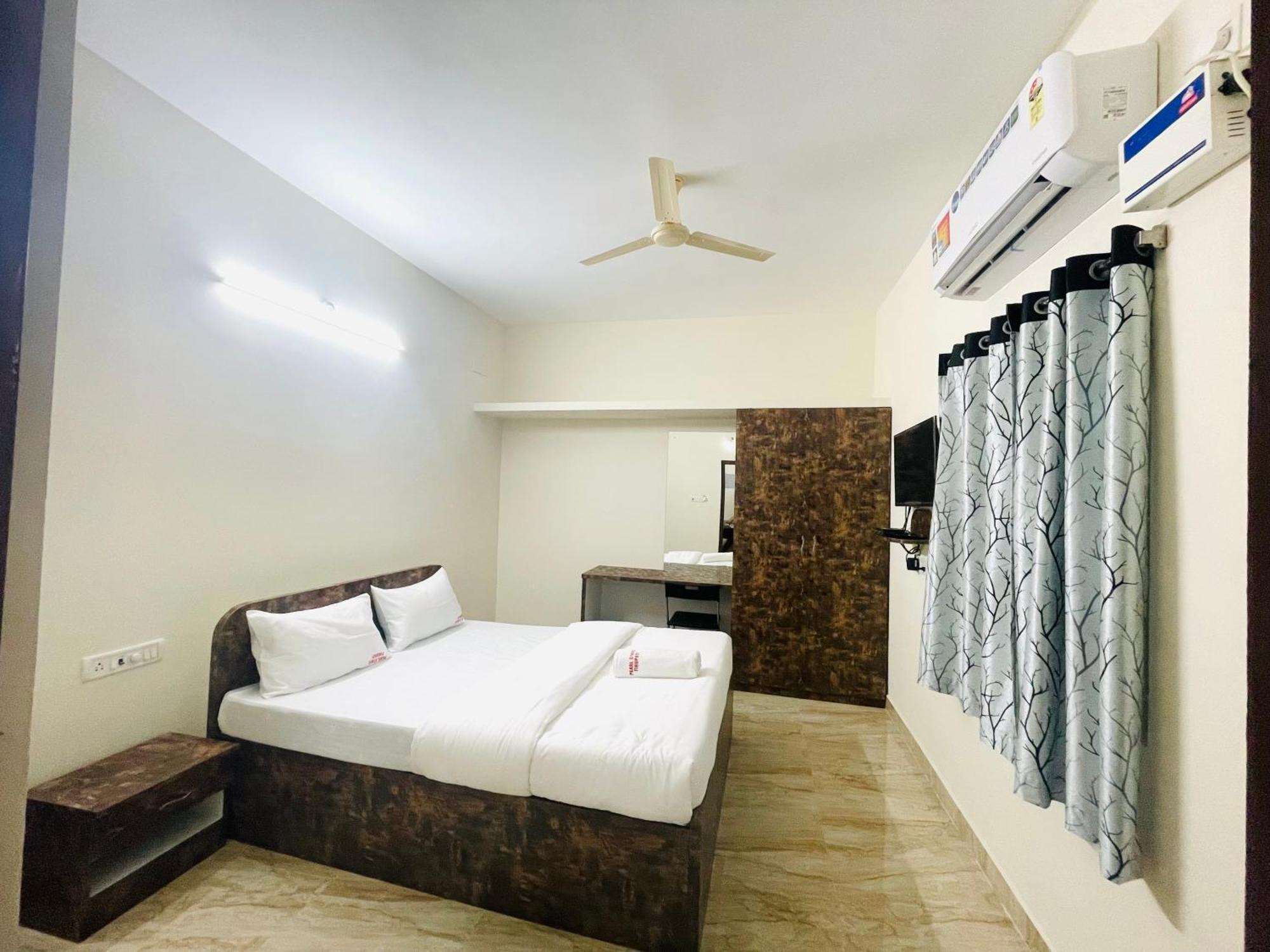 Pearl Stays, Tirupathi Tirupati Exteriör bild